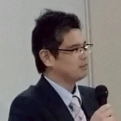 新垣和紀氏の講演風景