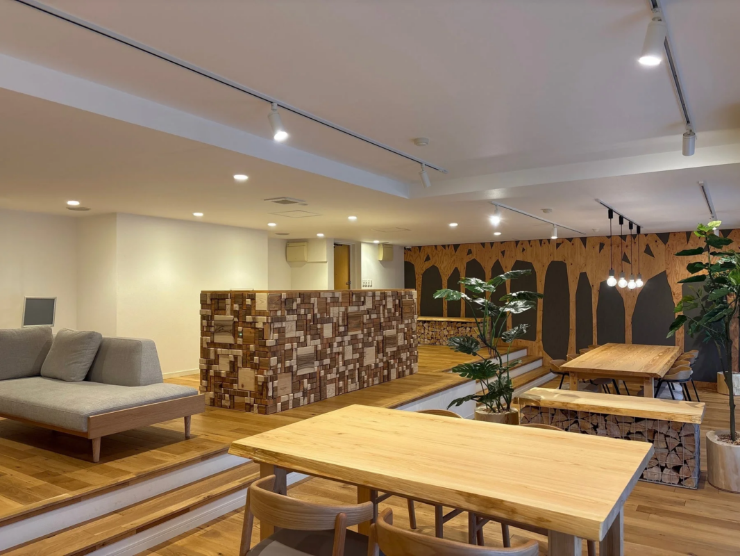 グループレジデンスのラウンジ