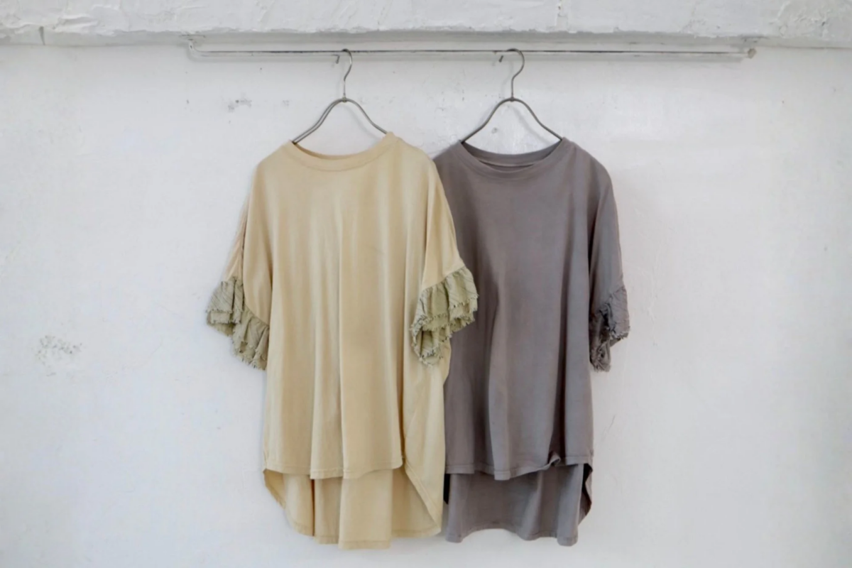 チャイ染めフリルスリーブカットソー