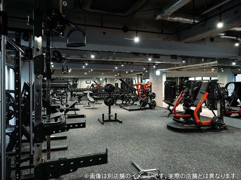 一般的なジムの室内風景